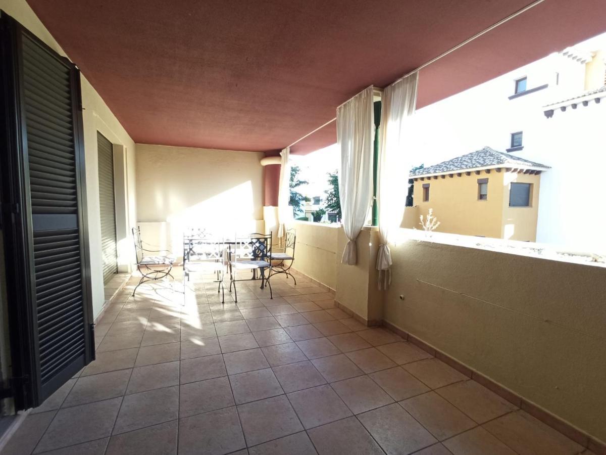Apartamento Cercano A Campo De Golf En Costa Esuri アヤモンテ エクステリア 写真